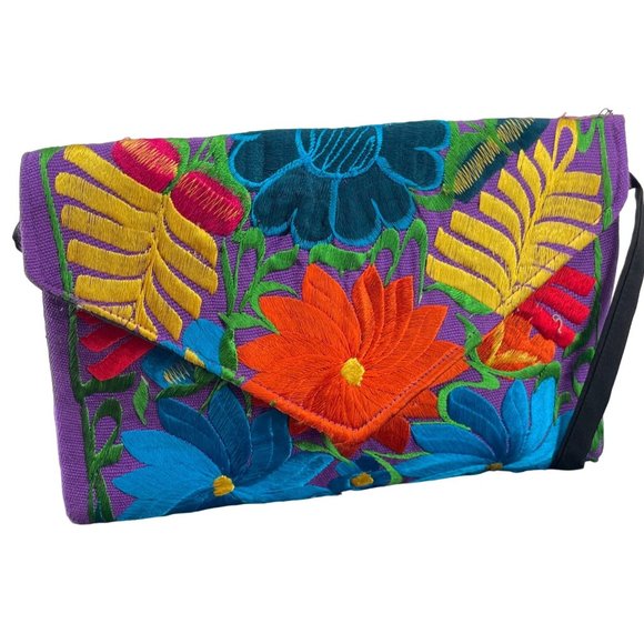 NWOT Women's Multi-Colored Floral Print Embroidered Clutch W/ Shoulder Strap - Picture 1 of 5